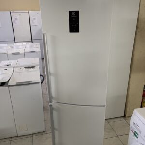 Холодильник Electrolux, почти не бывший в употреблении