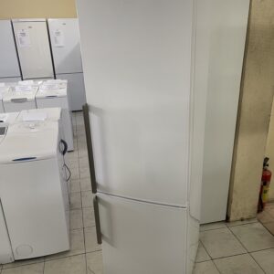 Подержанный холодильник Gram