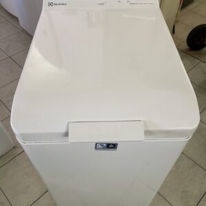 Б/у стиральная машина Electrolux