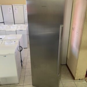 Second-hand Siemens freezer