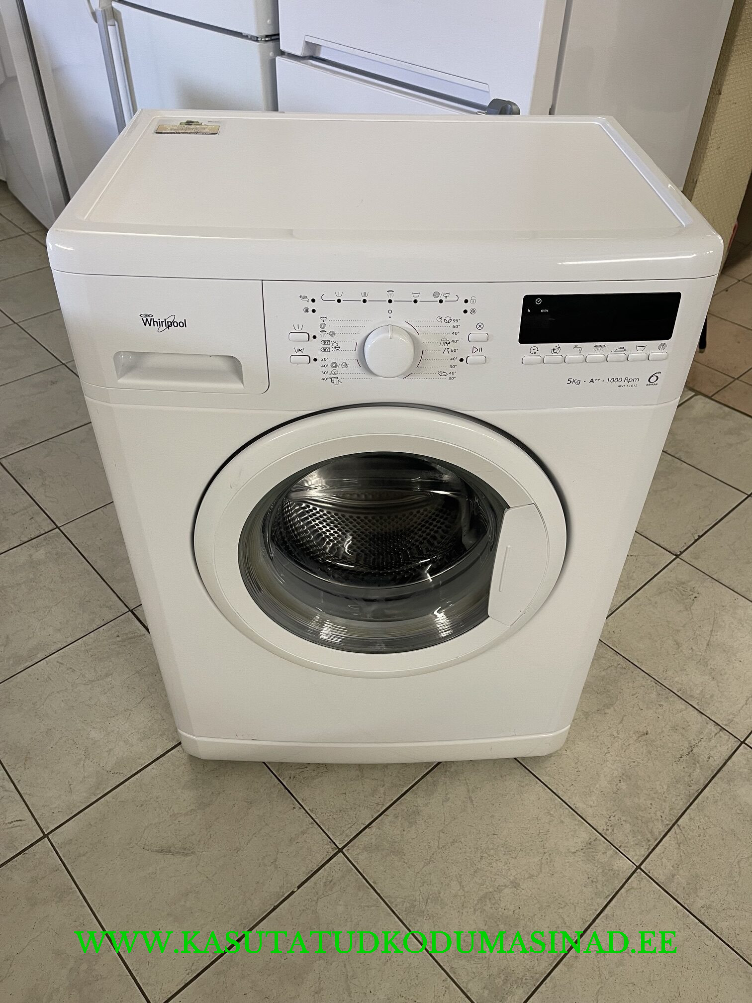 Kasutatud õhuke Whirlpool AWS61012 pesumasin – Mahtuvus 5kg. – Sügavus 48cm. - 1000 rpm.