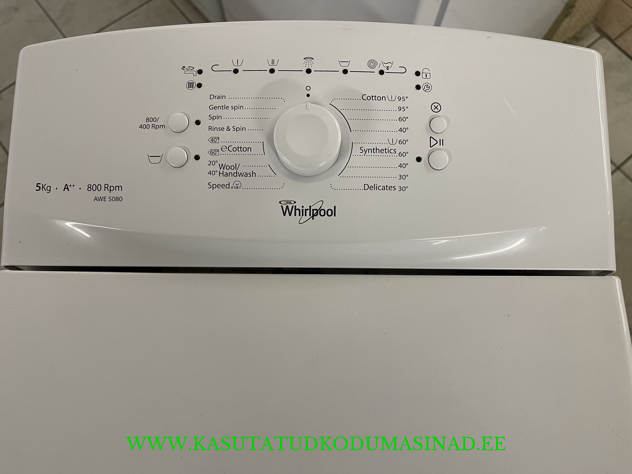 Kasutatud Whirlpool AWE5080 pesumasin - 5kg. - 800rpm. - laius 40cm. - Image 2