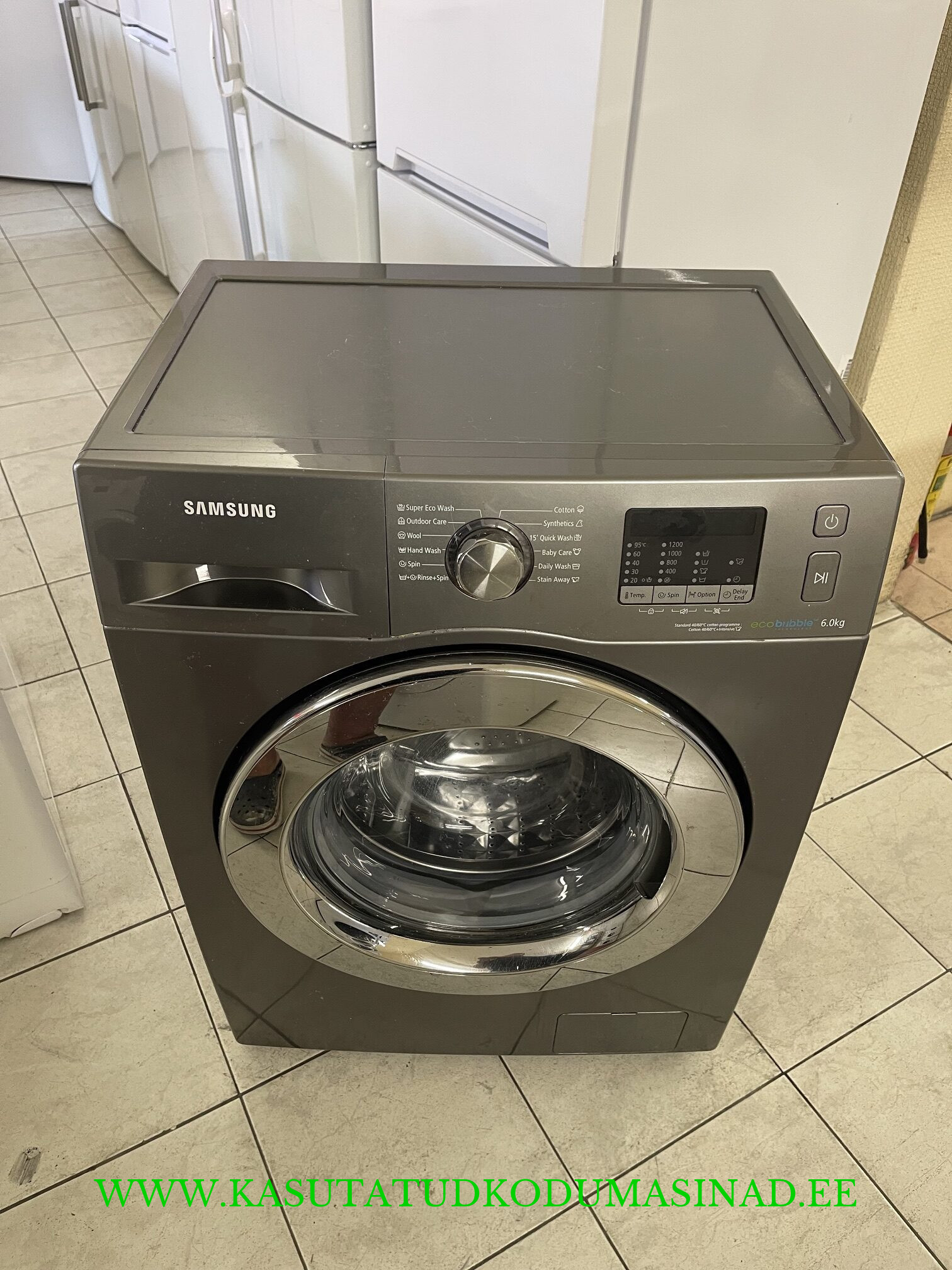 Kasutatud õhuke Samsung WF60F4E2W2W pesumasin – 7kg – 1200rpm - Sügavus 48cm.