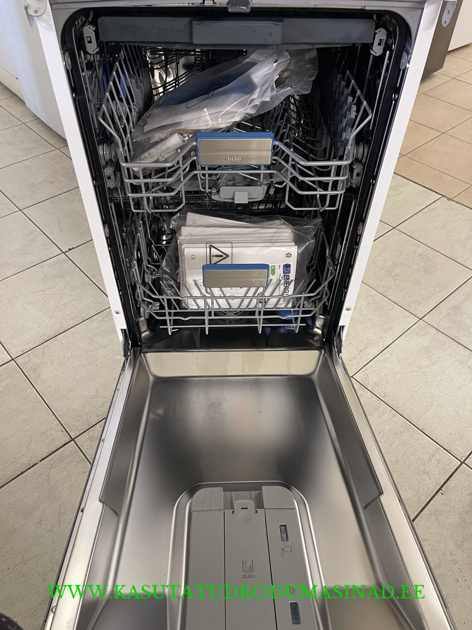1 kuu kasutatud Beko BDIS38040A integreeritav nõudepesumasin - Inverter - 3 sahtlit - laius 45cm. - Image 2