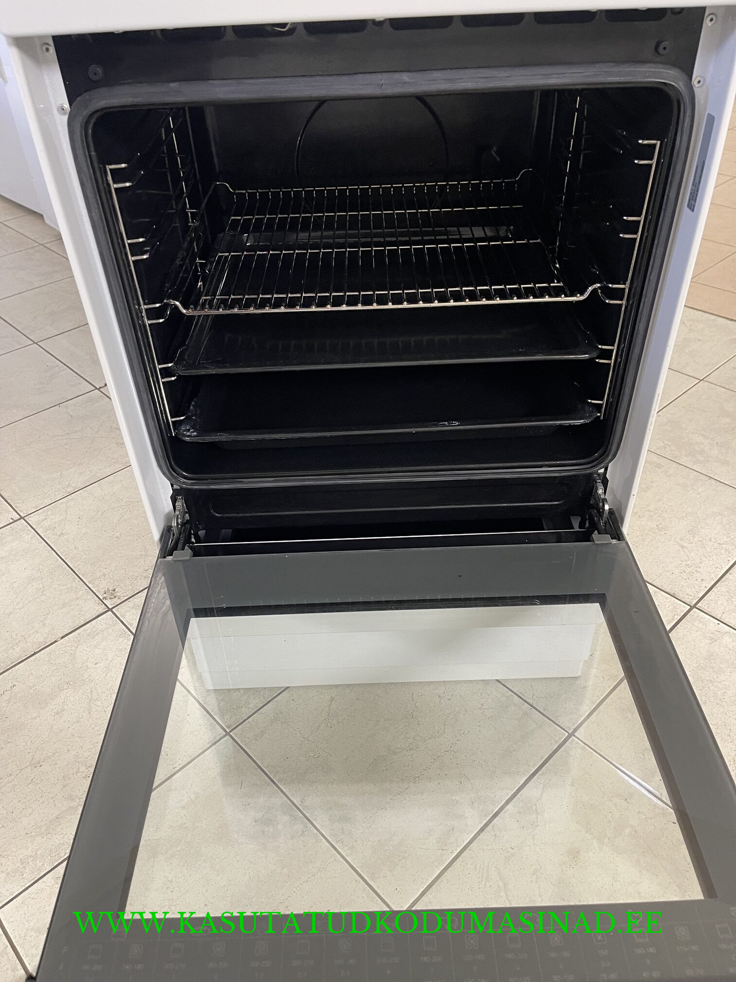 Kasutatud Gram EK3500-01 keraamiline elektripliit – laius 50cm. – 230 või 380 volti - Image 2