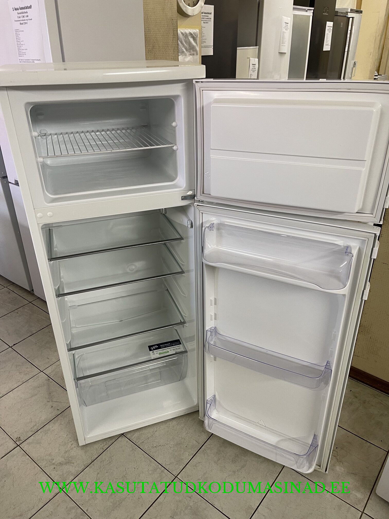 Kasutatud Electrolux EJ2301AOW2 külmik – mõõdud 55x61x141cm. – mahtuvus 43/180 liitrit - Image 2