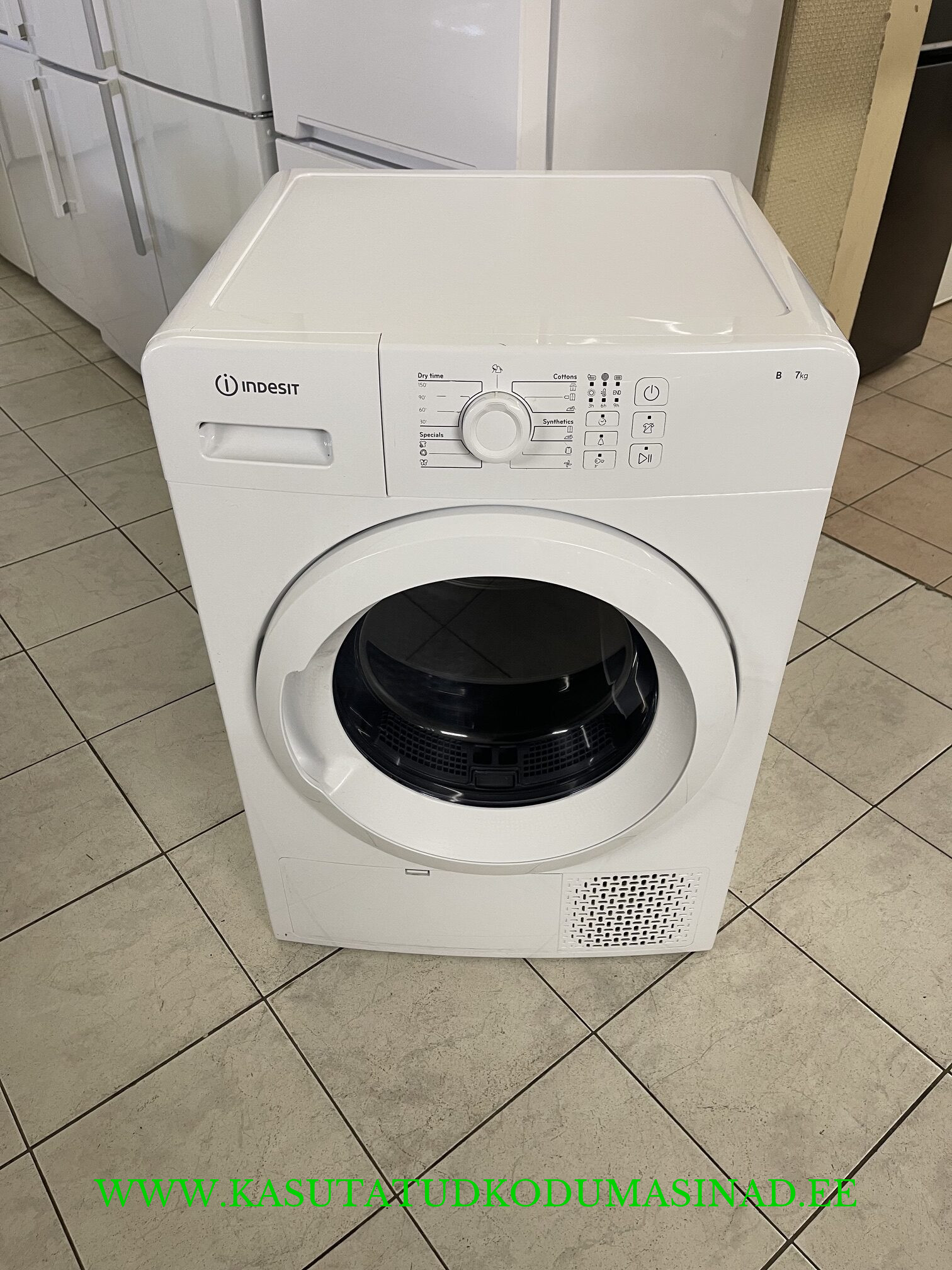 Kasutatud Indesit YTCM087BEU pesukuivati – Kondenseeruv – pesukogus 7 kg. – mõõdud 60x65x85cm.