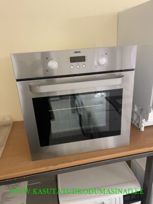 Kasutatud Zanussi ZOB483X integreeritav elektriahi – võimsus 2500 watti – 2 plaati, 1 rest – mõõdud 59,5x57x59,5cm.