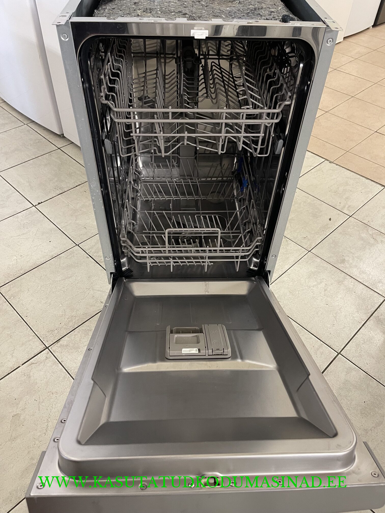 Kasutatud Ströme DW45C01/IX nõudepesumasin – laius 45cm. – mahtuvus 9 komplekti - Image 2