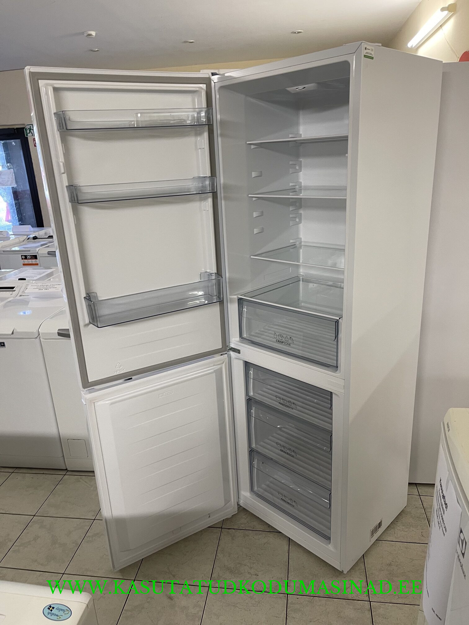 Kasutatud UPO RF62FW külmik – mõõdud 60x60x185cm. – mahtuvus 109/205 liitrit - Image 2