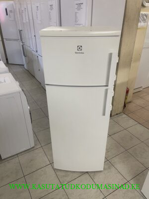 Kasutatud Electrolux EJ2301AOW2 külmik – mõõdud 55x61x141cm. – mahtuvus 42/180 liitrit