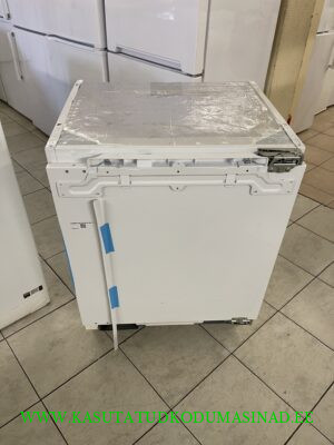 1 kuu kasutatud Electrolux LFB3AE82R integreeritav kombikülmik – mõõdud 60×54,7×81,9cm. – mahtuvus 16/94 liitrit
