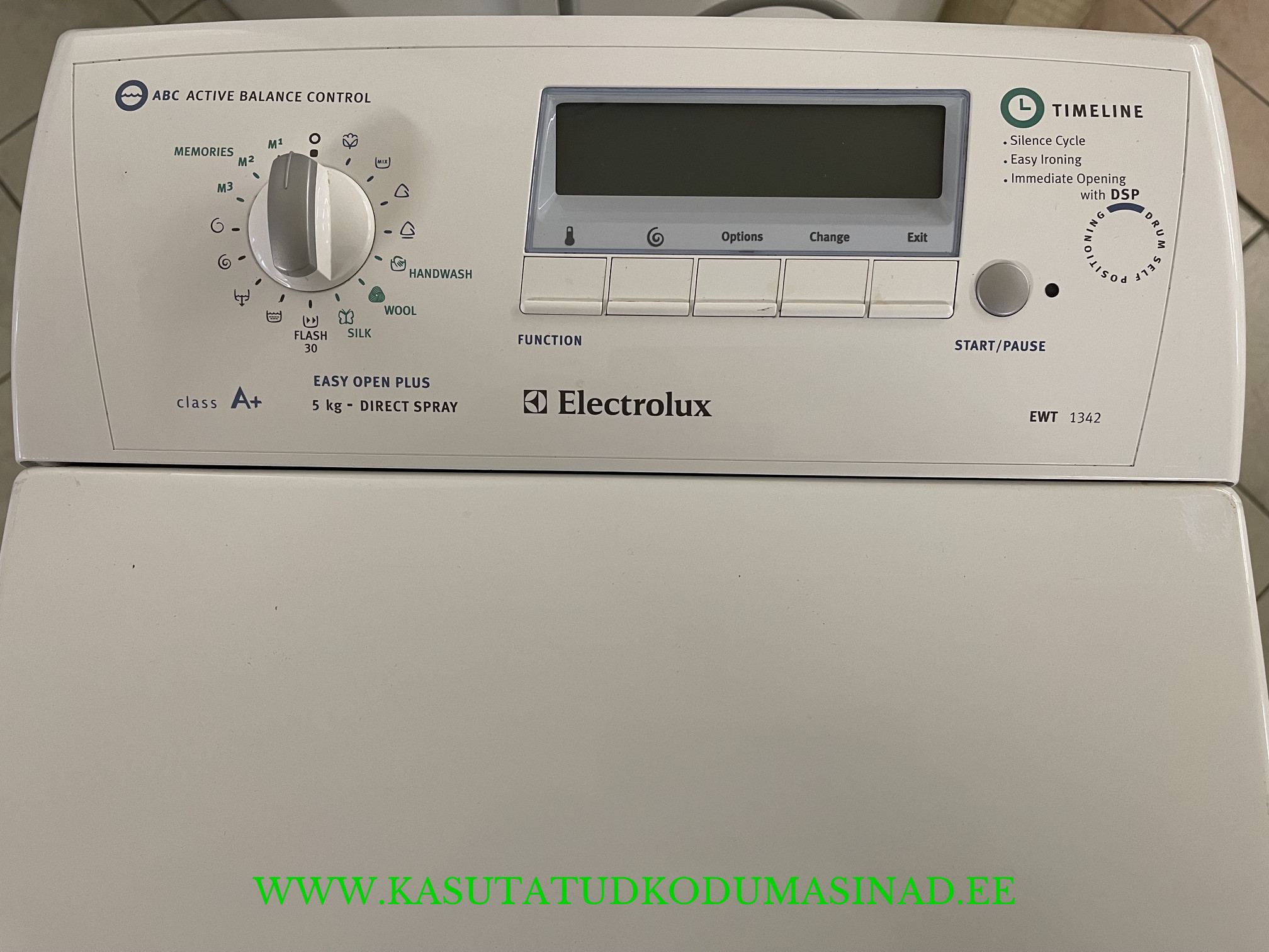 Kasutatud Electrolux EWT1342 pesumasin - 5 kg. – 1300rpm – laius 40cm. - Image 2