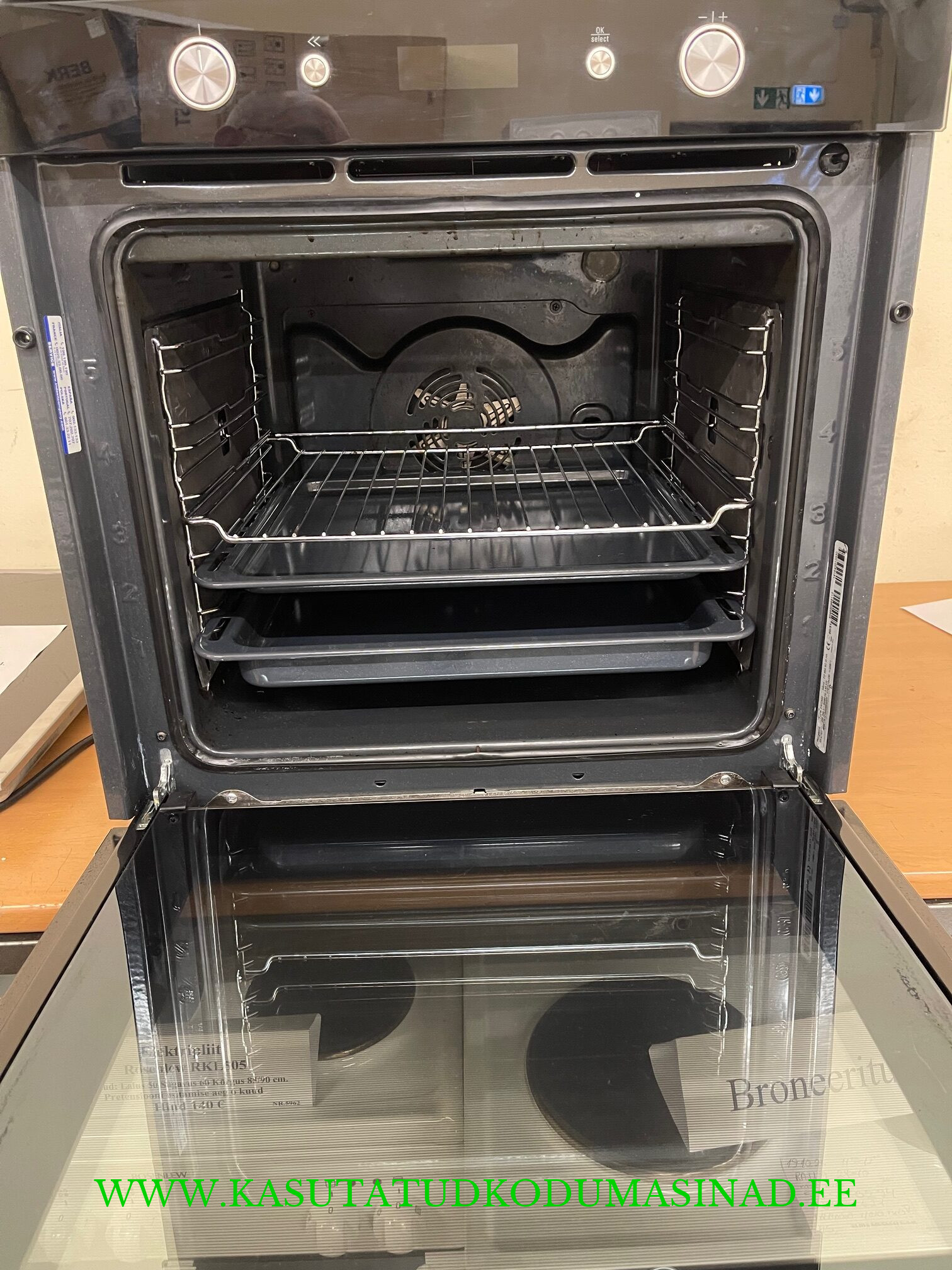Kasutatud Hotpoint FI7864SCIXHA integreeritav elektriahi – võimsus 3650 watti – 2 plaati, 1 rest – mõõdud 59,5x56,4x59,5cm. - Image 2