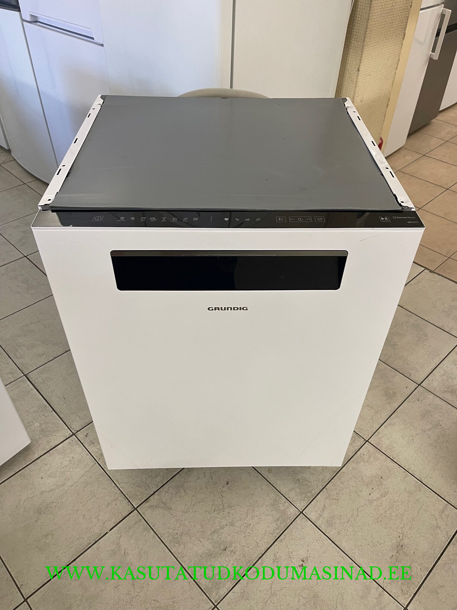 Kasutatud Grunding GNLP4541WC1 nõudepesumasin – laius 60 cm. – mahtuvus 15 komplekti – Inverter mootor