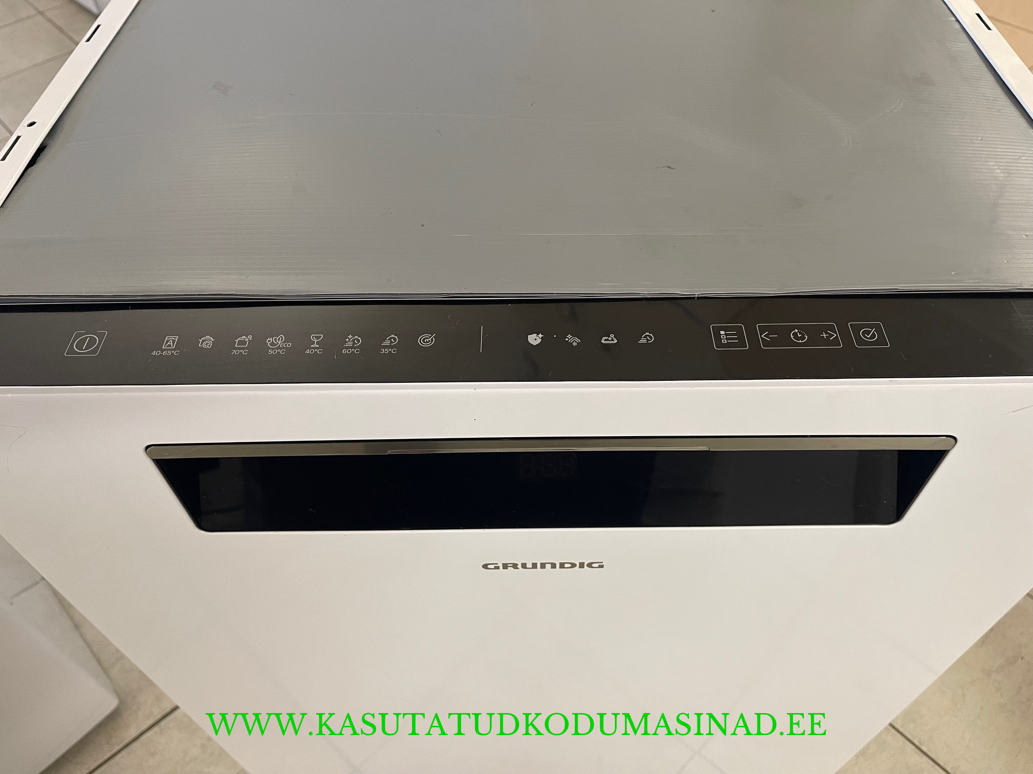 Kasutatud Grunding GNLP4541WC1 nõudepesumasin – laius 60 cm. – mahtuvus 15 komplekti – Inverter mootor - Pilt 3
