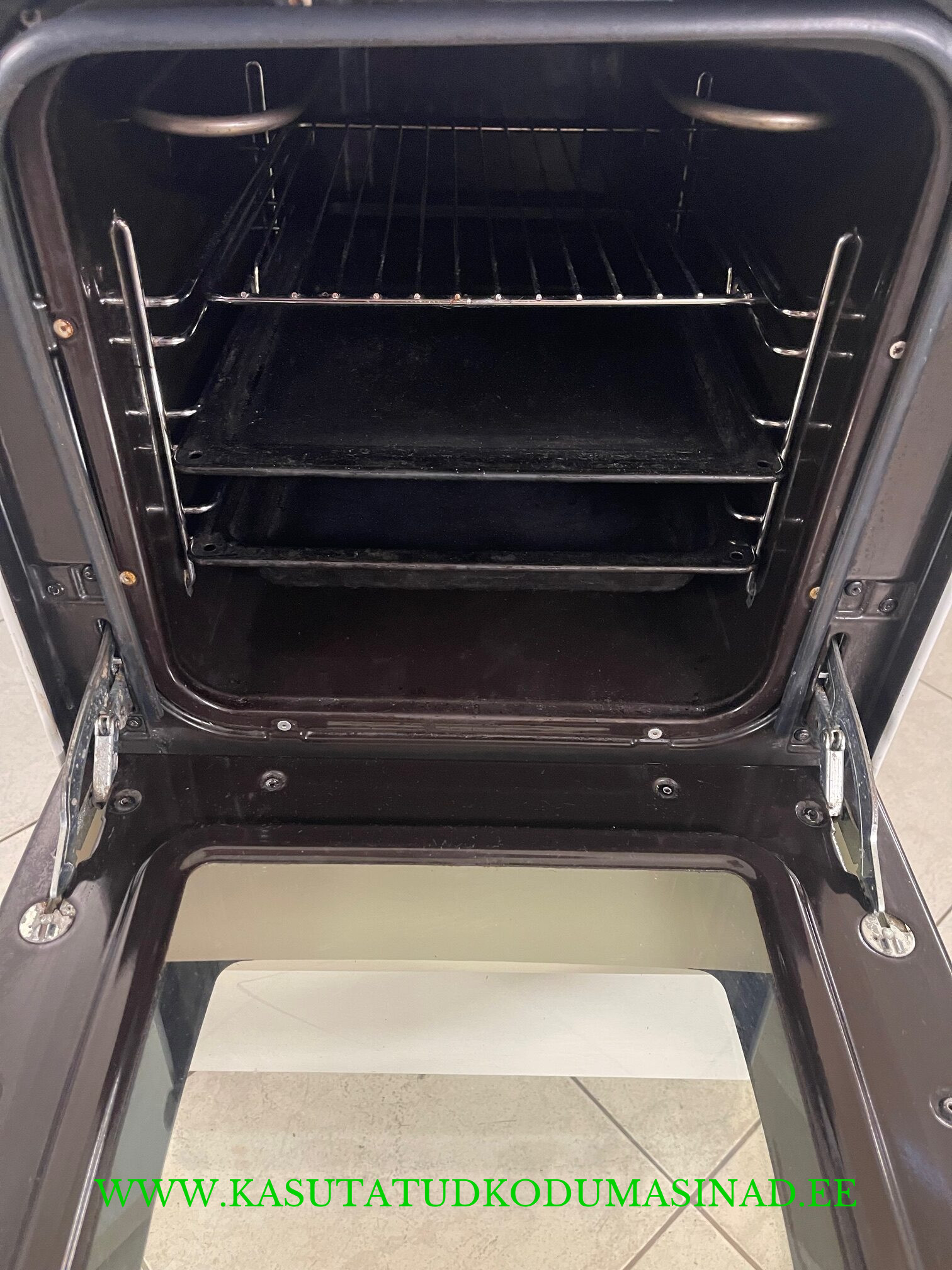 Kasutatud kitsas Rosenlew RSN400 elektripliit – 230 volti – Laius 40cm - Pilt 2