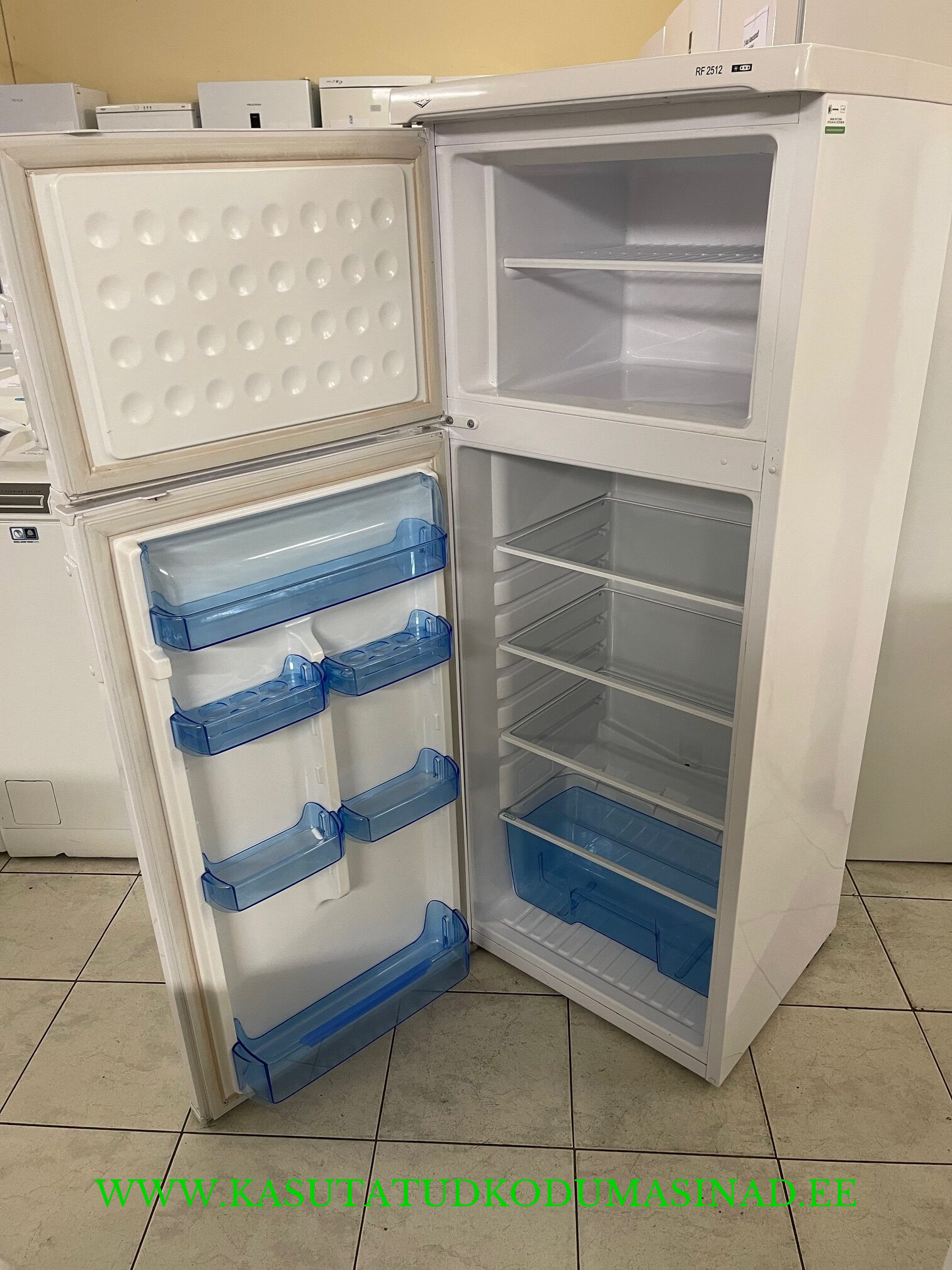 Kasutatud UPO RF2512 külmik – mõõdud 55x60x145cm. – mahtuvus 42/170 liitrit - Pilt 2